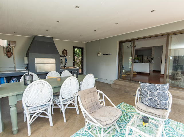 5 Bedroom Property for Sale in Summerstrand Eastern Cape